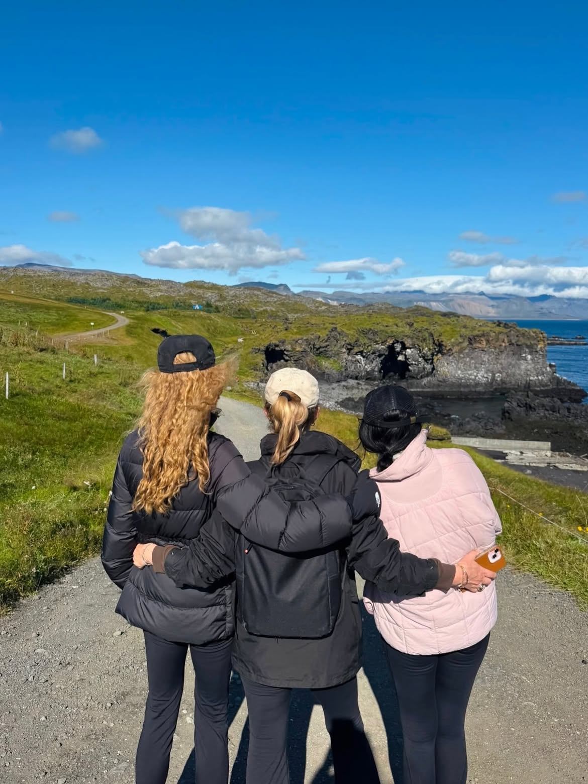 Nicole Kidman during her Iceland trip, photo 5 of 8