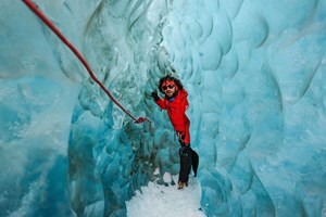 Skaftafell Ice Cave & Glacier Walk tour in Iceland