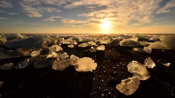 Glacier Lagoon & South Coast Minibus Tour tour in Iceland