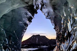 South Coast Local Secrets from Brú Base Camp tour in Iceland