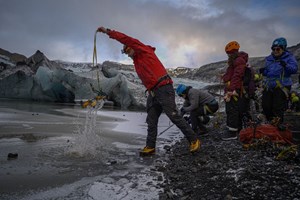 Sólheimajökull Glacier Hike with Spanish-Speaking Guide tour in Iceland