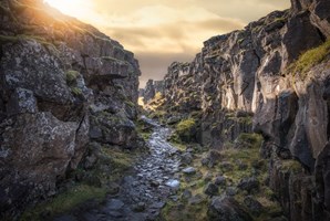 Golden Circle Cruise Arrival: Small Group Tour from Skarfabakki tour in Iceland