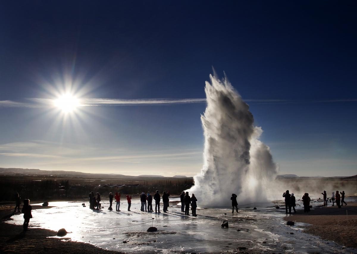 Círculo Dorado en español – Tour en minibús tour in Iceland