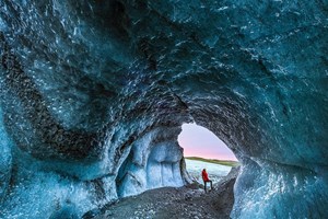 Skaftafell Blue Ice Cave & Glacier Hike tour in Iceland
