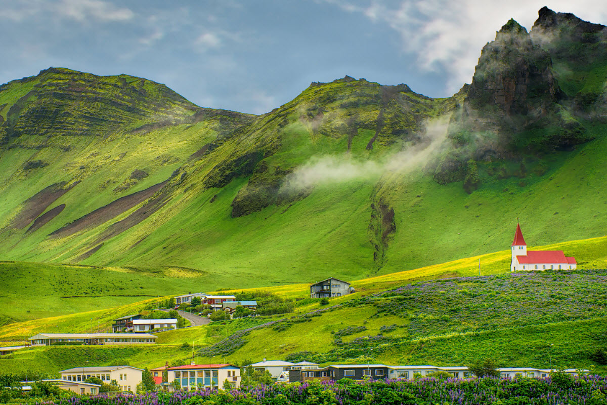 The mountains around Vík are magnificent 