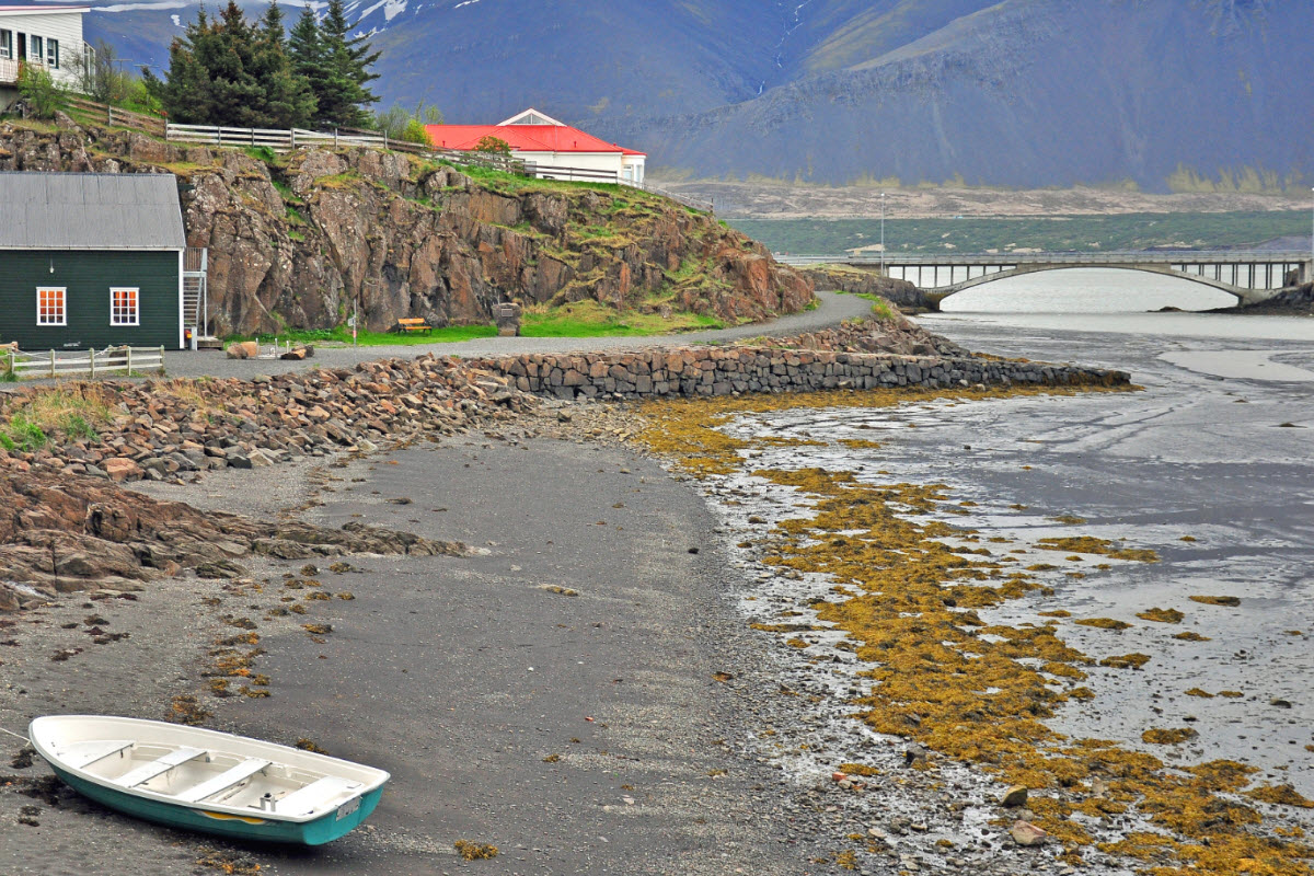 The beach in the town Borgarnes in West Iceland