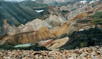 Private Rainbow Mountains Jeep Tour tour in Iceland