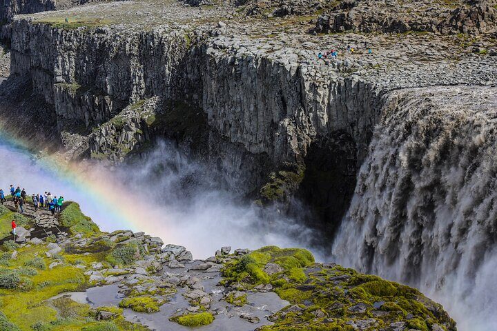 Lake Mývatn, Dettifoss and Nature Baths Tour