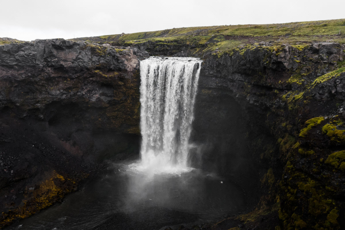 There are many waterfalls on the way on the Fimmvorduhals hiking trail