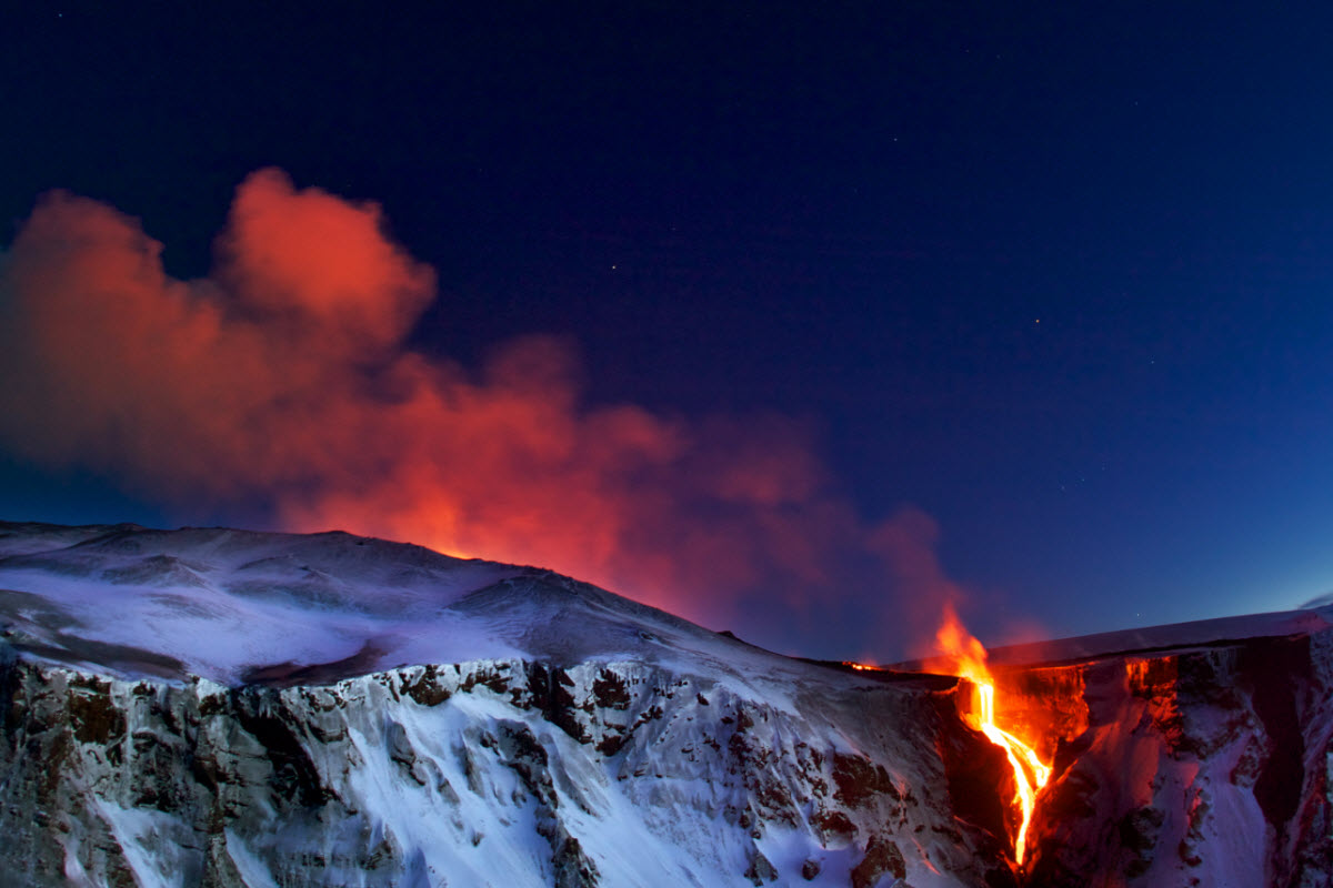 The eruption at Fimmvorduhals in 2010