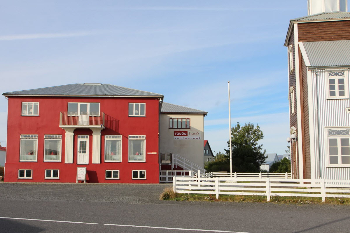 Restaurant Rauða Húsið (The Red House) in Eyrarbakki