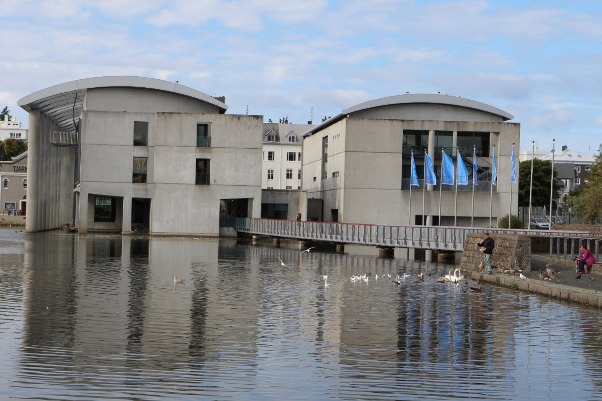 Reykjavík City Hall and the surrounding central neighbourhood