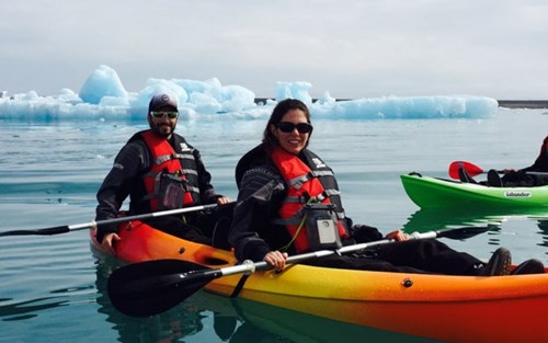Kayaking among icebergs at Jökulsárlón Glacier Lagoon