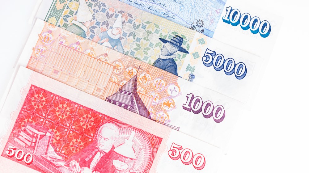 Current Icelandic króna banknotes in 500, 1,000, 5,000 and 10,000 denominations