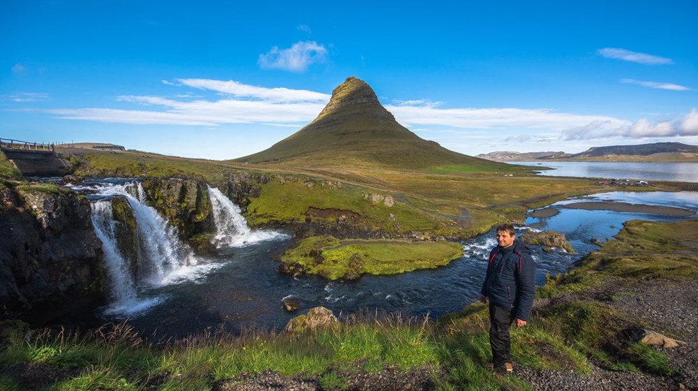 Kirkjufell mountain and Kirkjufellsfoss waterfall on the Snaefellsnes Peninsula in Iceland