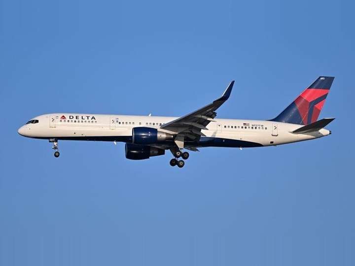 Delta Adds Daily Boston–Iceland Flights for 2027