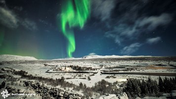 Small-Group Northern Lights Tour with Free Photos tour in Iceland