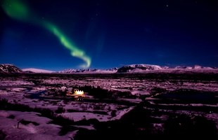 Northern Lights 4x4 Minibus Evening Tour tour in Iceland