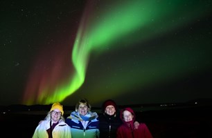 Private 4x4 Northern Lights Tour with Hot Chocolate tour in Iceland