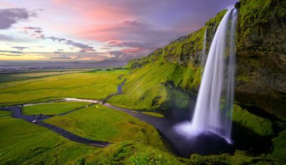 Tour privado de auroras boreales con chocolate caliente tour in Iceland