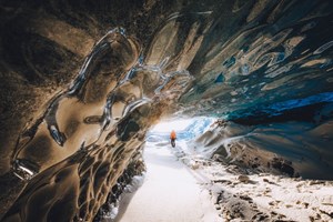Vatnajökull Ice Cave & Glacier Hike tour in Iceland