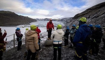 Sólheimajökull Glacier Hike Adventure tour in Iceland