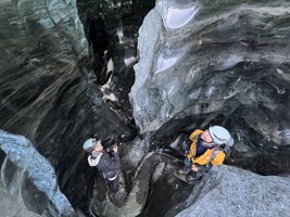 Breiðamerkurjökull Glacier Hike tour in Iceland